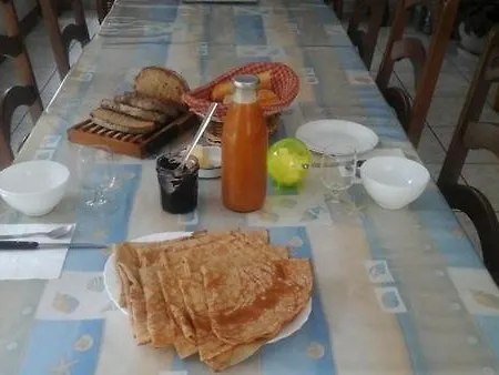 La Vallee Bed & Breakfast *